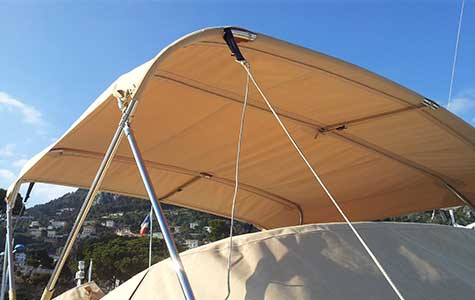 Flybridge bimini