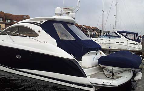 Hardtop sports boat enclosures